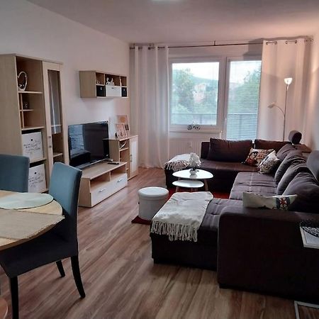 Krasny Apartman V Centre Roznavy Rožňava Exterior foto